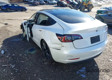 2023 Tesla Model 3 Rear-Wheel Drive z USA, uszkodzony, nr VIN 5YJ3E1EA2PF603744